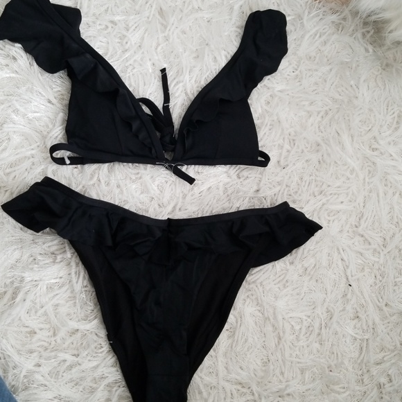 black polka dot bikini bottoms